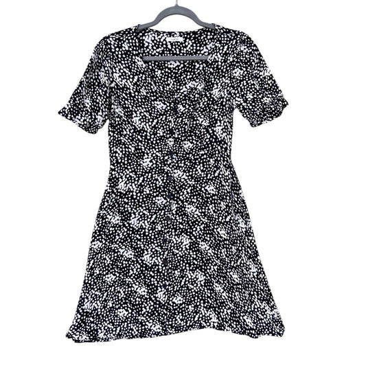 Maurices Womens Small Short Sleeve Black Dot Button Front A Line Dress w Pockets