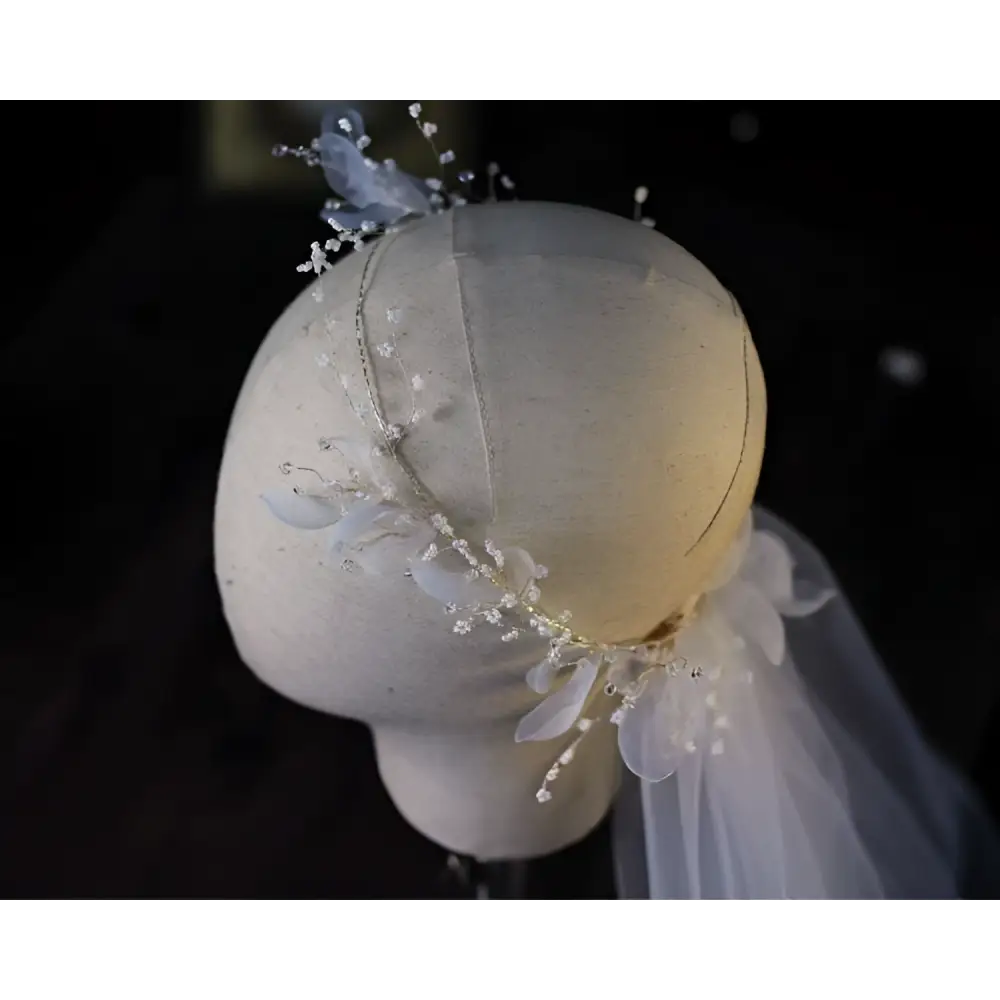 Elegant Floral Bridal Wreath Veil with Lace and Beads