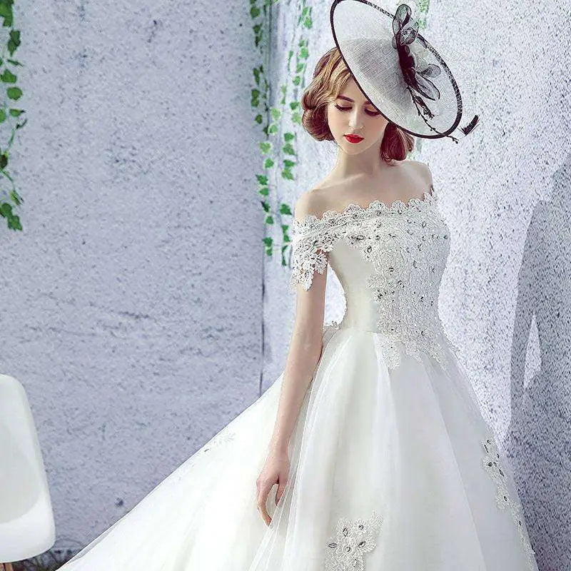 Elegant Lace Off-the-Shoulder Wedding Dress Bride