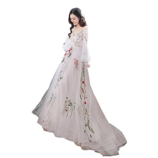 Embroidered Floral Retro Bridal Gown in Gray Tulle