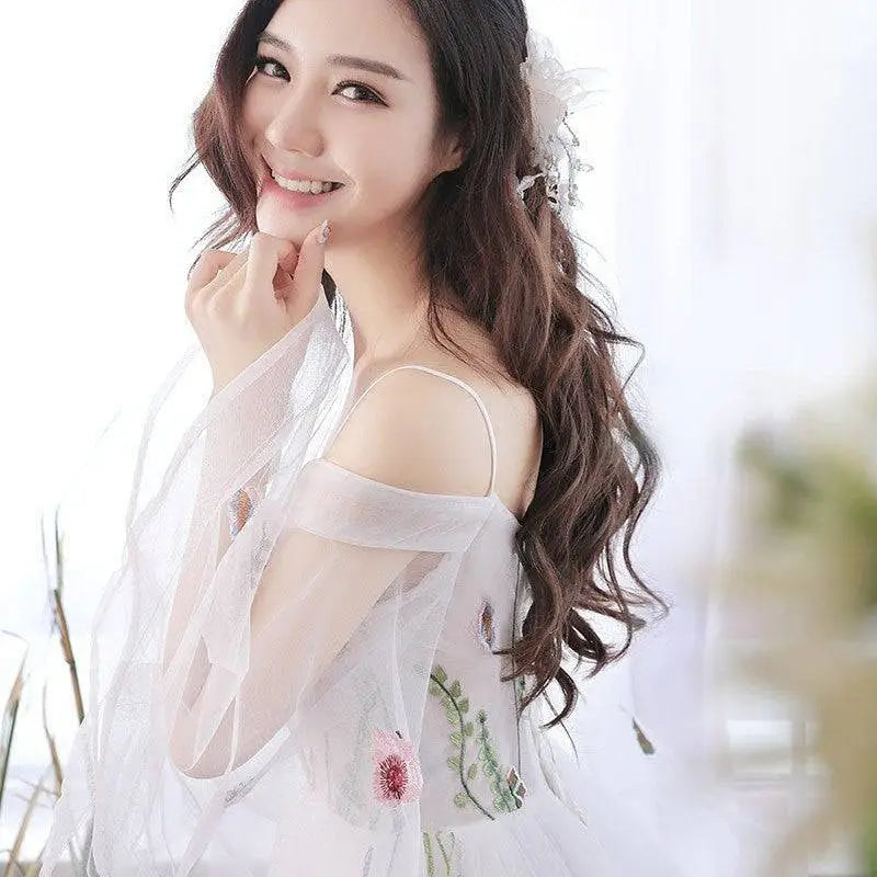 Embroidered Floral Retro Bridal Gown in Gray Tulle