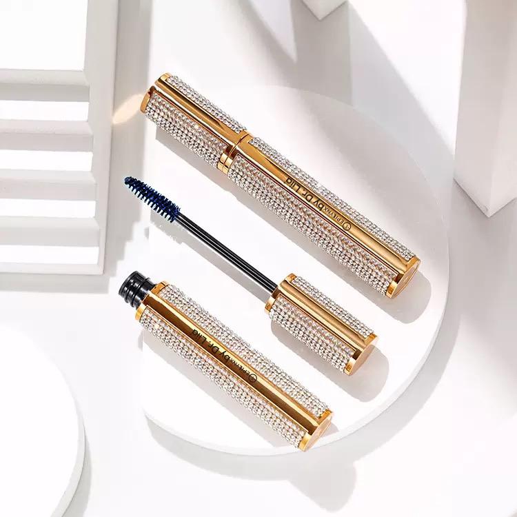 Mega Volume Vegan Mascara – Smudge-Proof with Handmade Diamond Case
