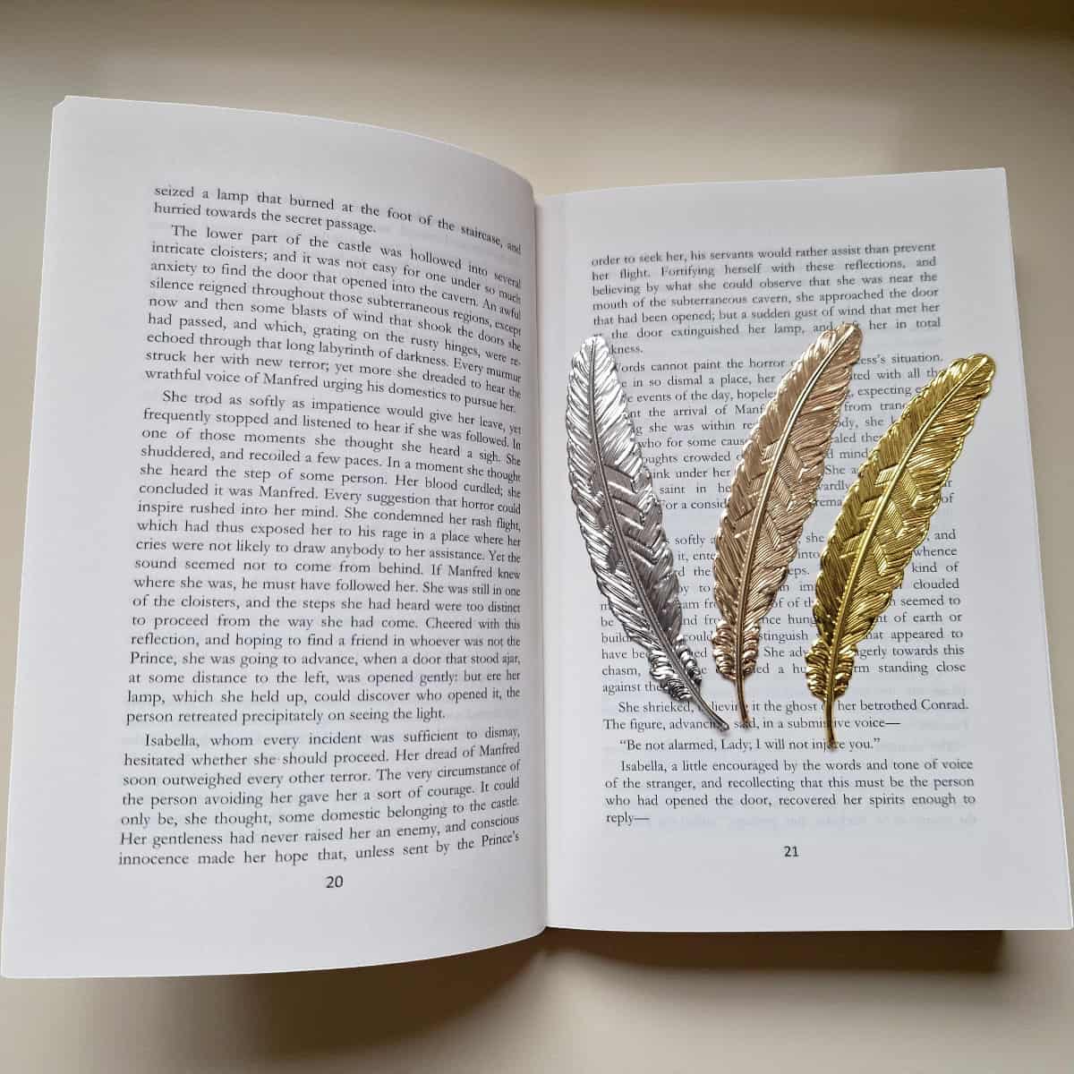 Bookish Evening Gift Set-3