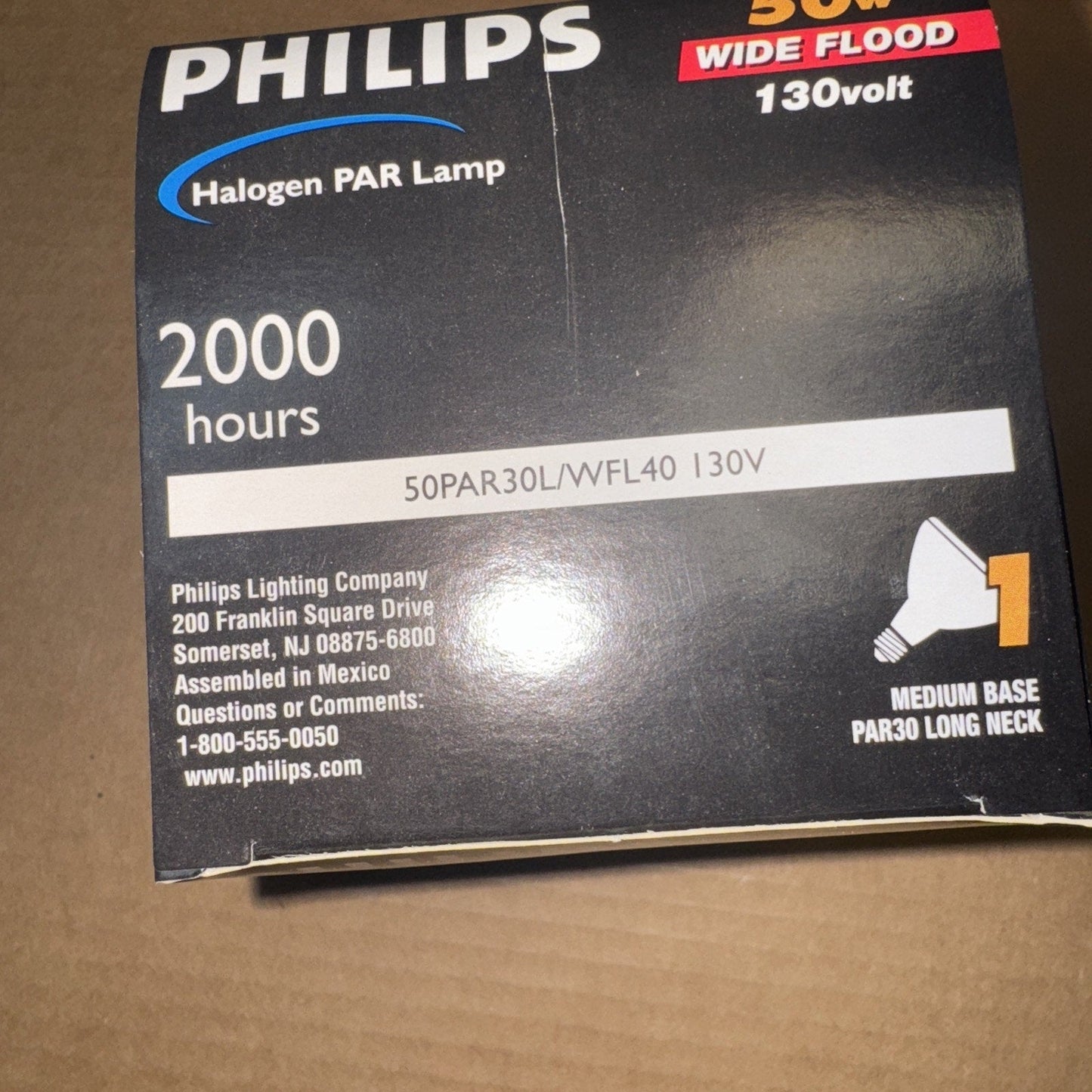 Phillips Halogen Wide Flood Light 50W Par 30 General Lighting 2000 Hr 470 Lumens