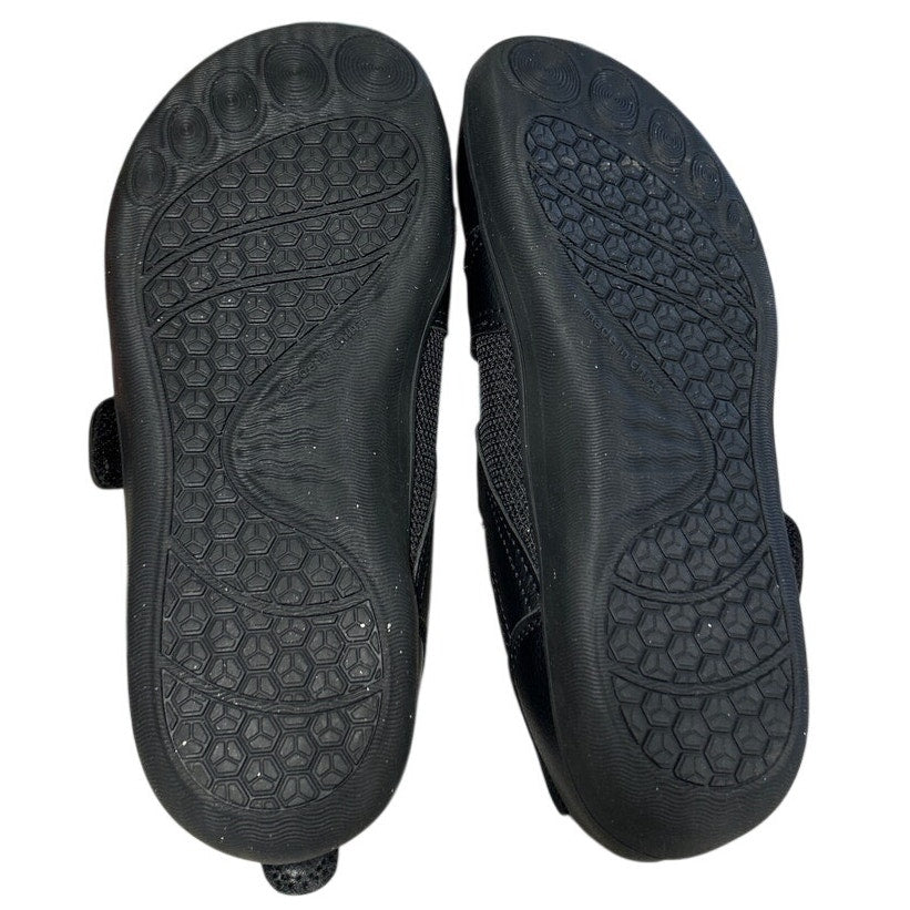 Barerun Womens Size 7.5 Black Faux Leather Mary Jane Flat Wide Toe Box Shoes