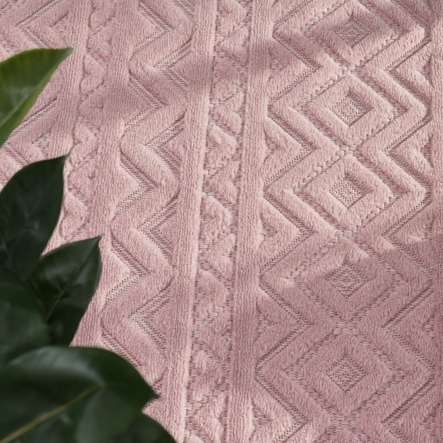 Indoor Outdoor Rug Livorno Boho High-Low Pattern In Pink-1