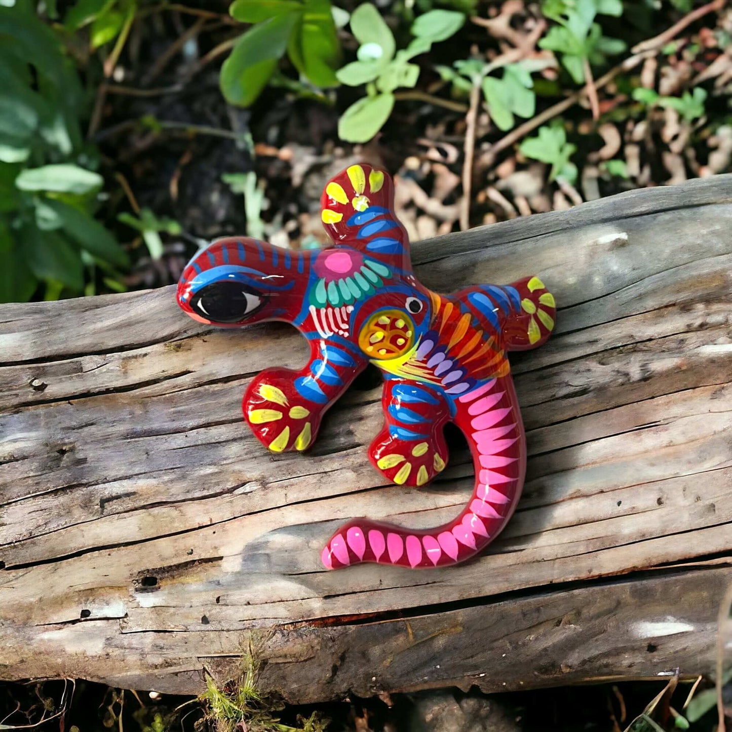 Talavera Lizard Figurine | Mexican Handcrafted Wall Decor
