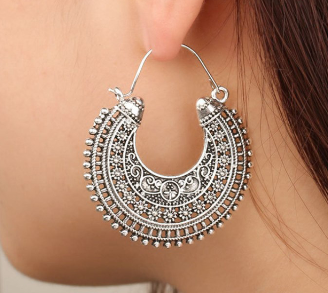 Vintage Metal Hollow Earrings (Handmade)