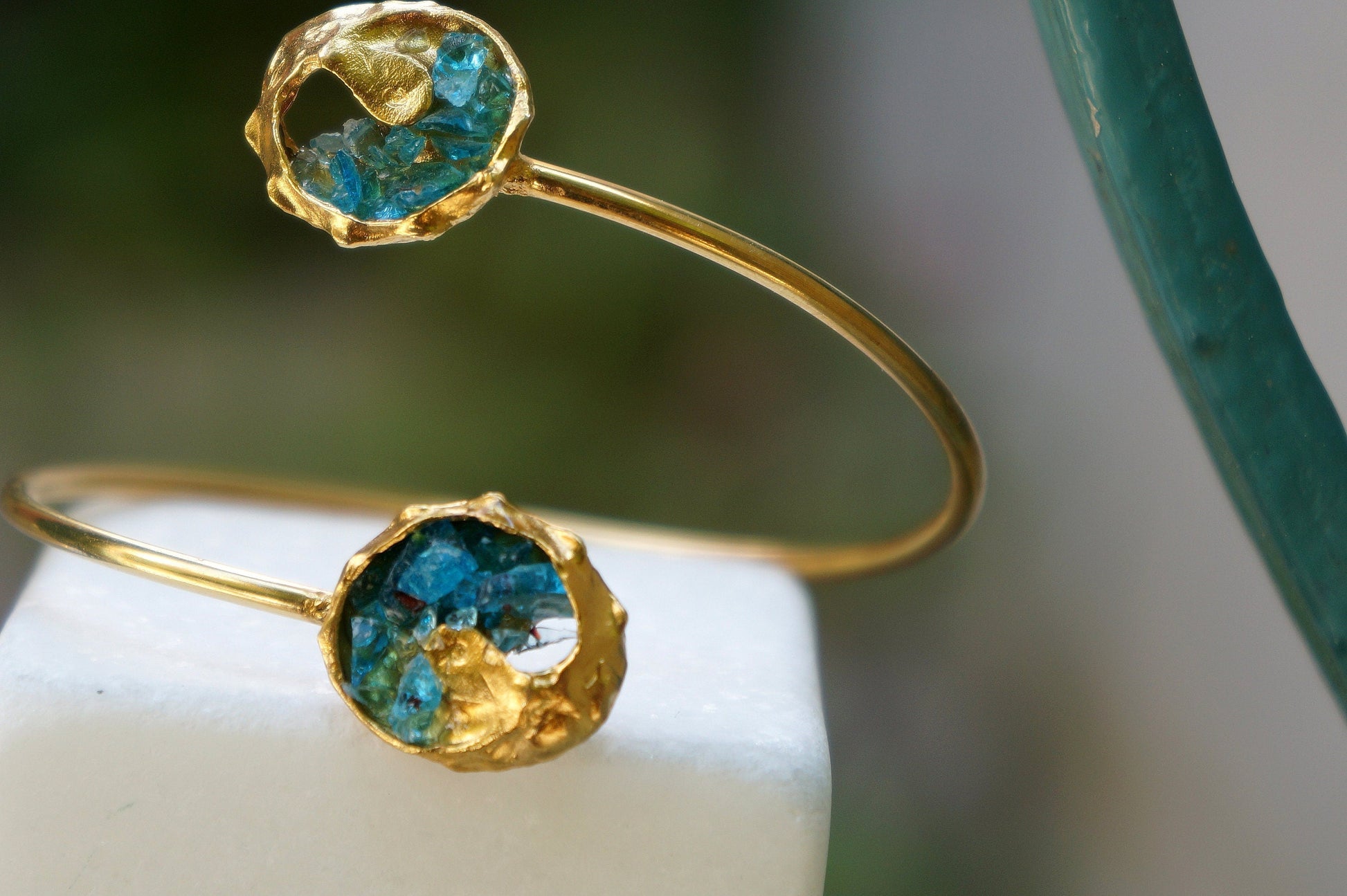 Murano Glass Bracelet: Venetian Blue Shells - Gold Plated Sterling Silver-2