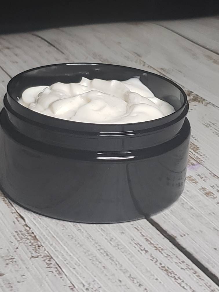 Lightweight Face Moisturizer-4