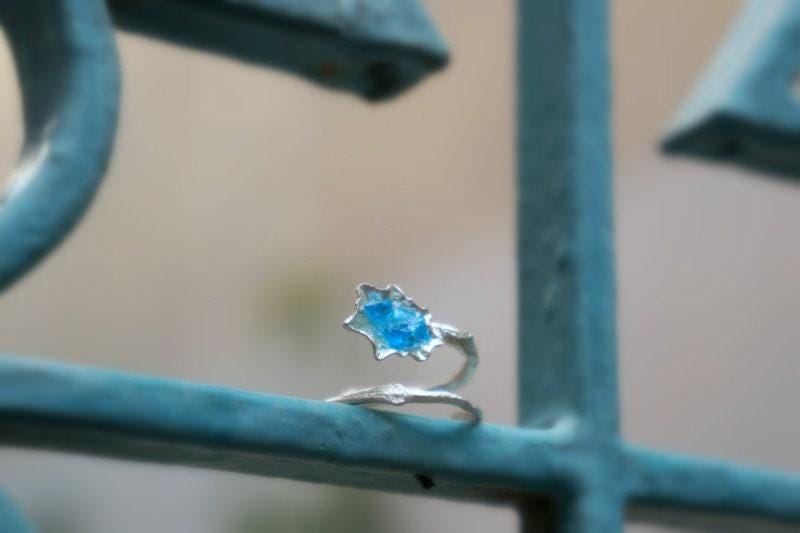 Silver Limpet Shell Ring: Nature Inspired Jewelry (Blue Murano Glass)-4