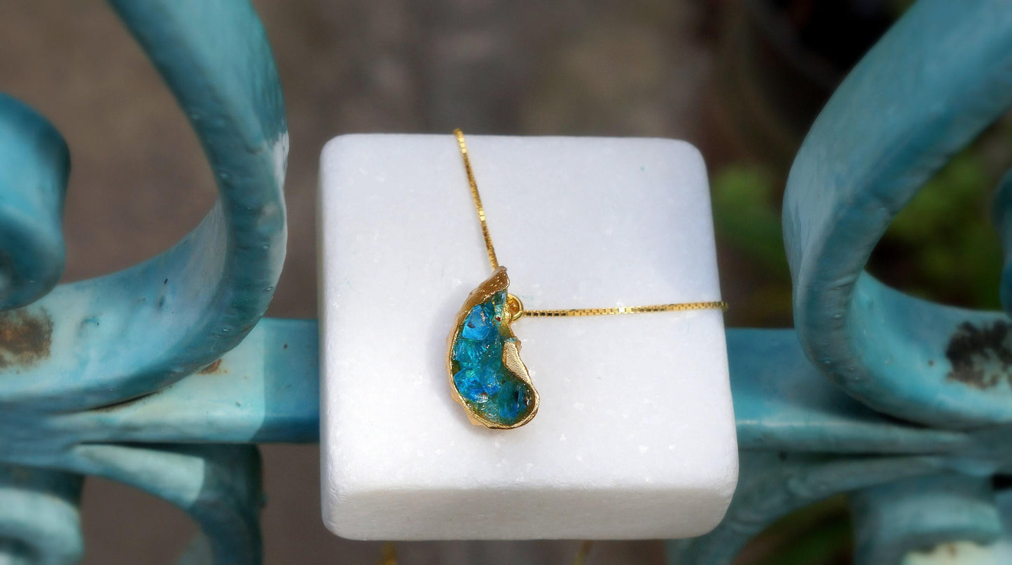 Gold Sea Shell Necklace with Blue Murano Glass, Gold-Plated Sterling Silver Jewelry, Gold Pendant, Gift for Her, Birthday Gift for Women-1