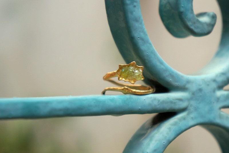 Sea Shell Ring, Sterling Silver with Green Murano Glass, Gold-Plated Eco Jewelry-1