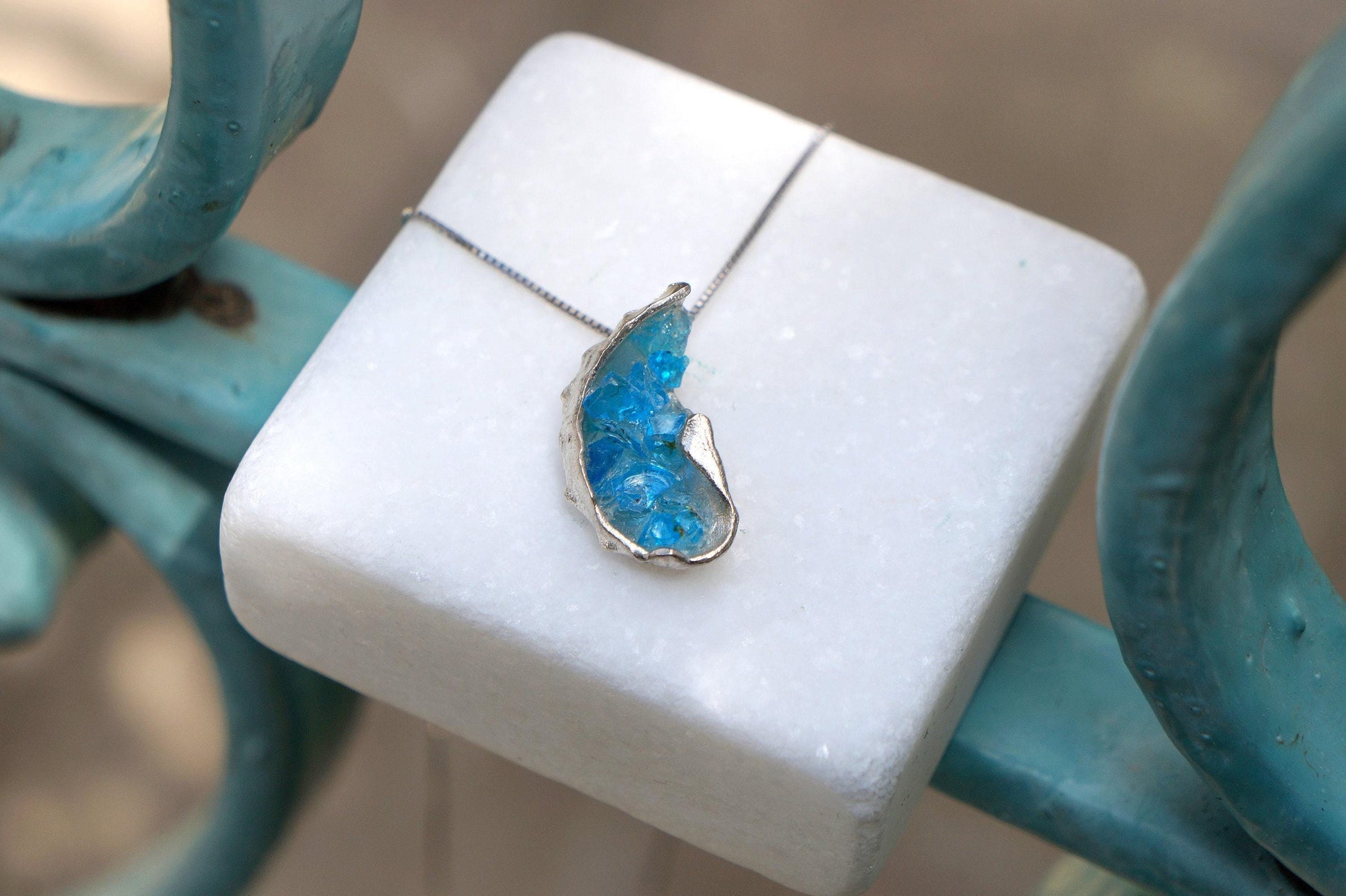 Gold Sea Shell Necklace with Blue Murano Glass, Gold-Plated Sterling Silver Jewelry, Gold Pendant, Gift for Her, Birthday Gift for Women-4