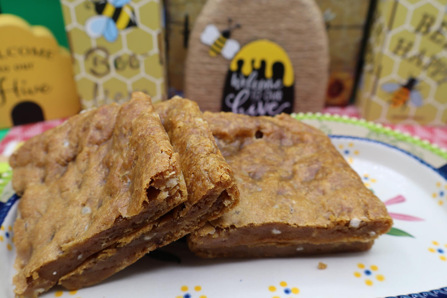 Gluten Free Blondie Bar, Dairy Free, Vegan, Peanut Free, Birthday Treats, Easter Dessert, Marshmallow snack, Graduation Party, Cinnamon Roll