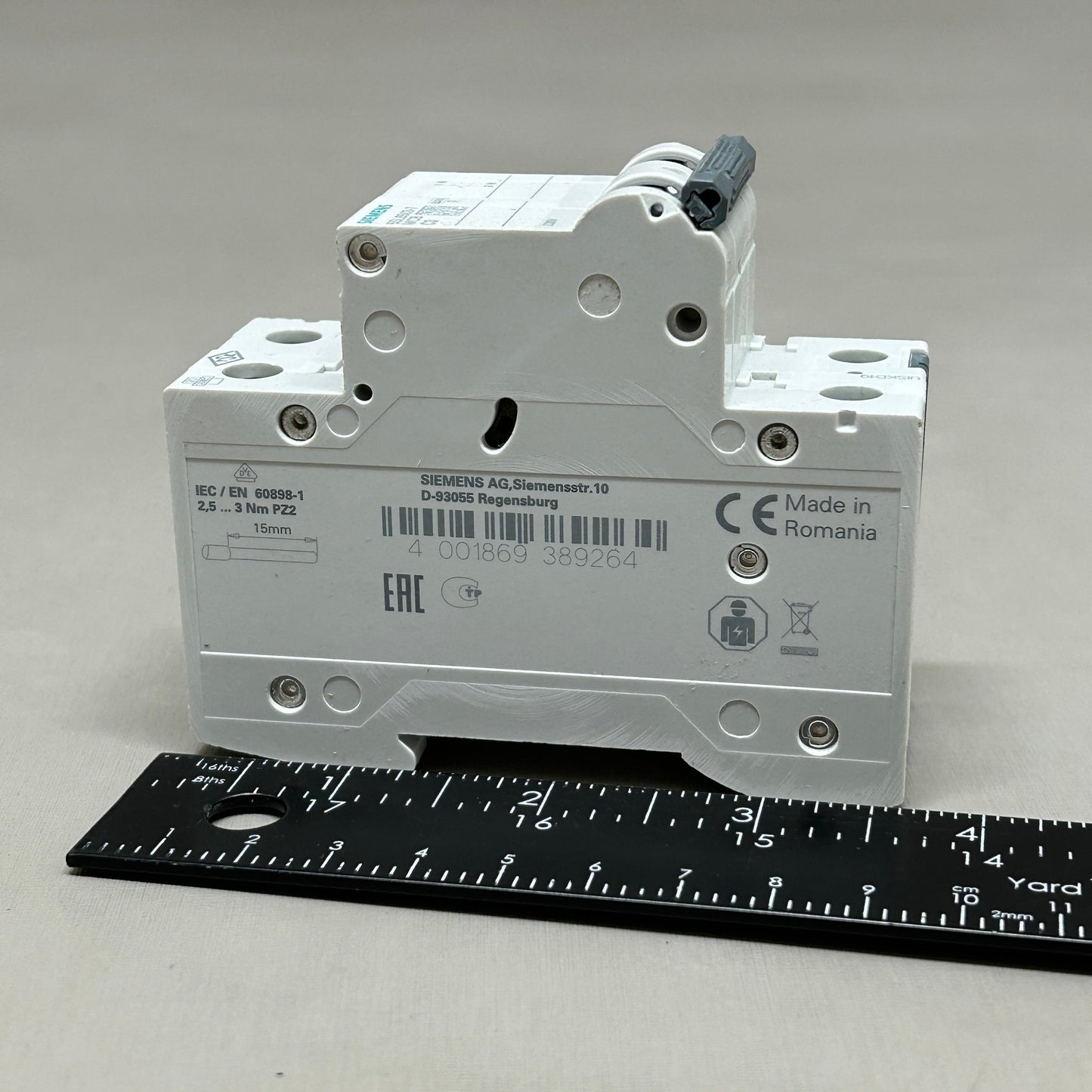 SIEMENS Miniature Circuit Breaker 230V 6KA Off-White 5SL6503-7 (New)