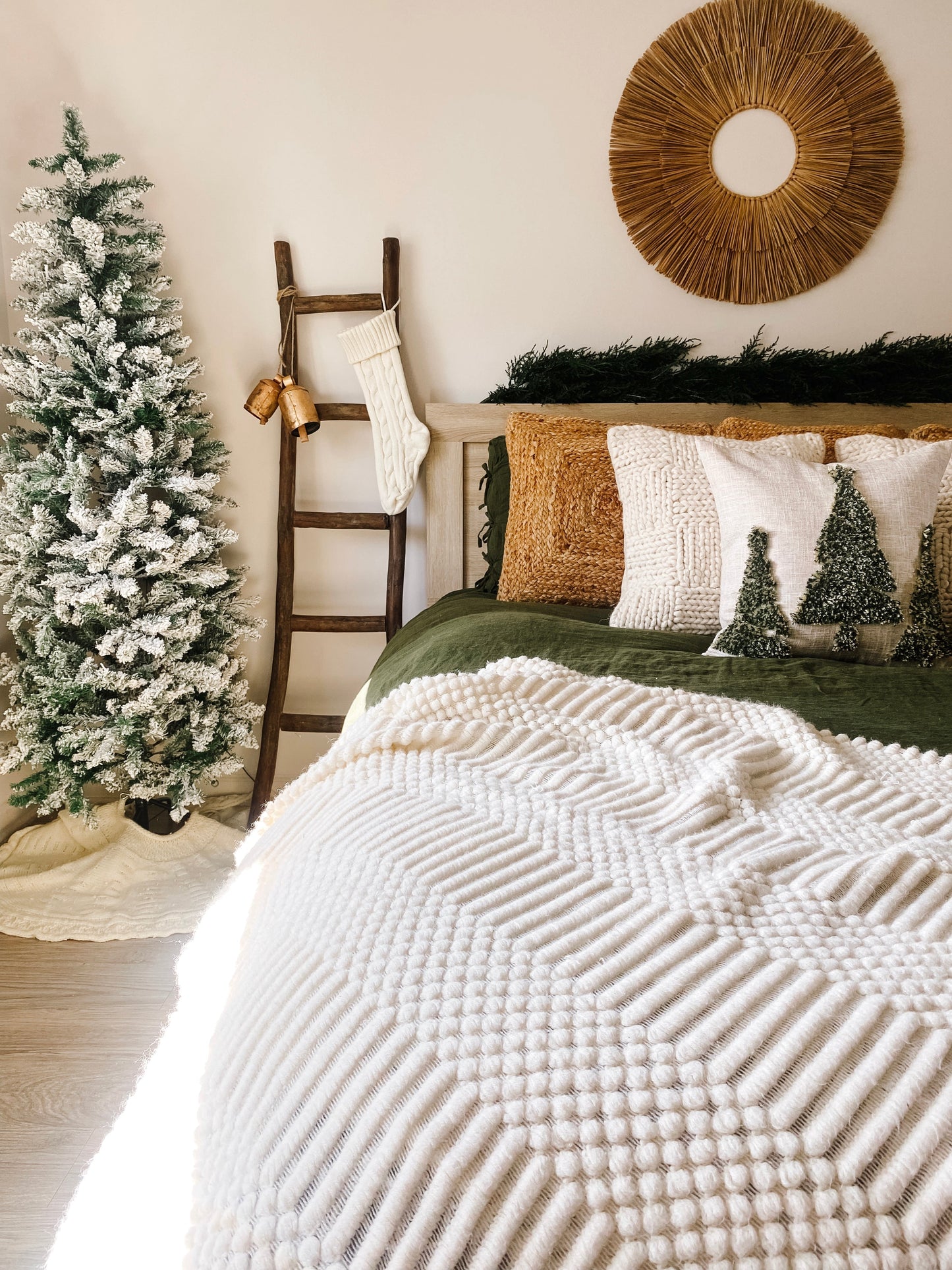 Noel Pillow Cover-4