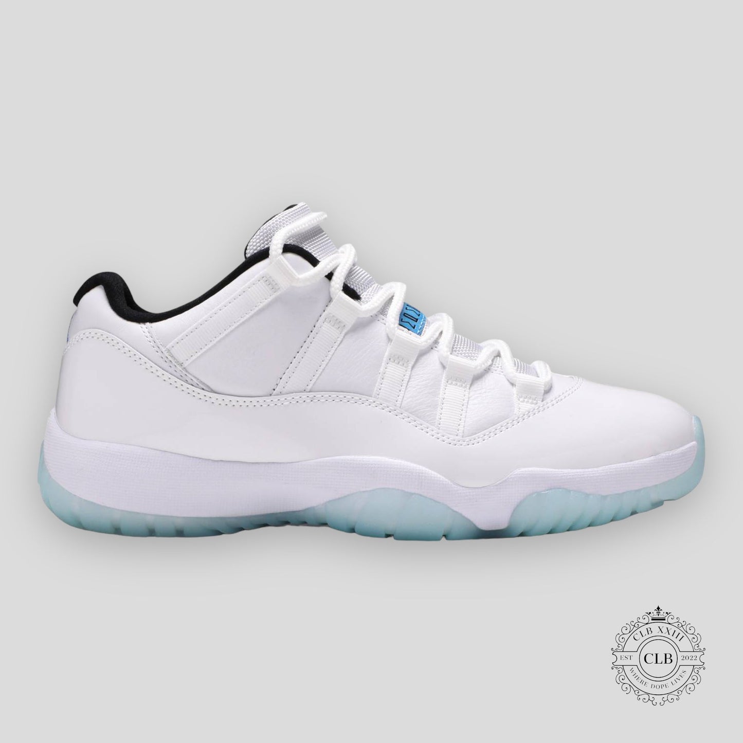 AIR JORDAN 11 RETRO LOW "LEGEND BLUE"