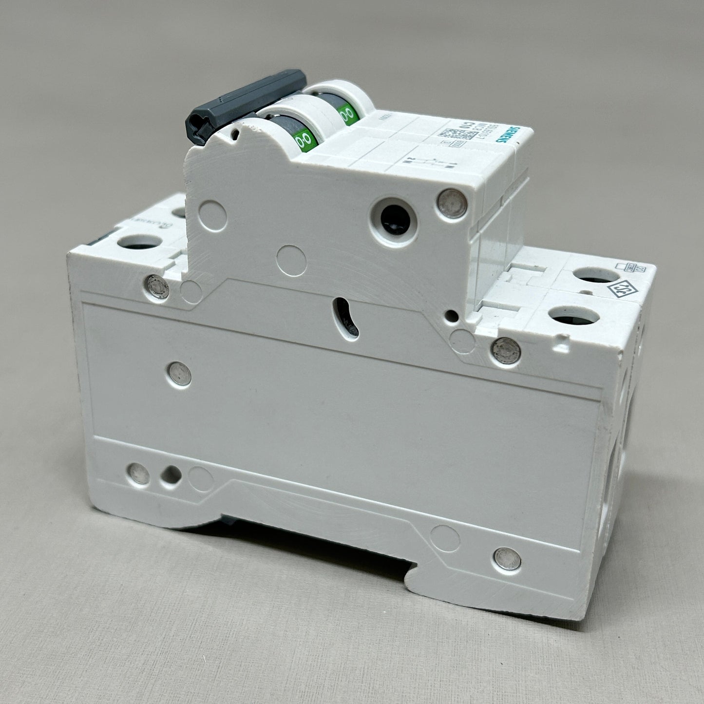 SIEMENS Miniature Circuit Breaker 230V 6KA Off-White 5SL6510-7 (New)