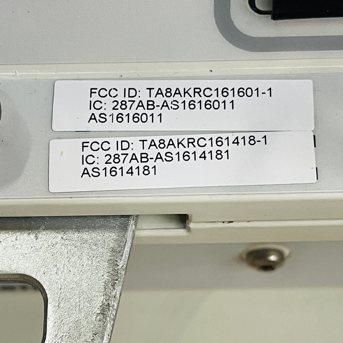 ERICSSON KRD 901 146/1 Air 32 Dual Band Single Antenna