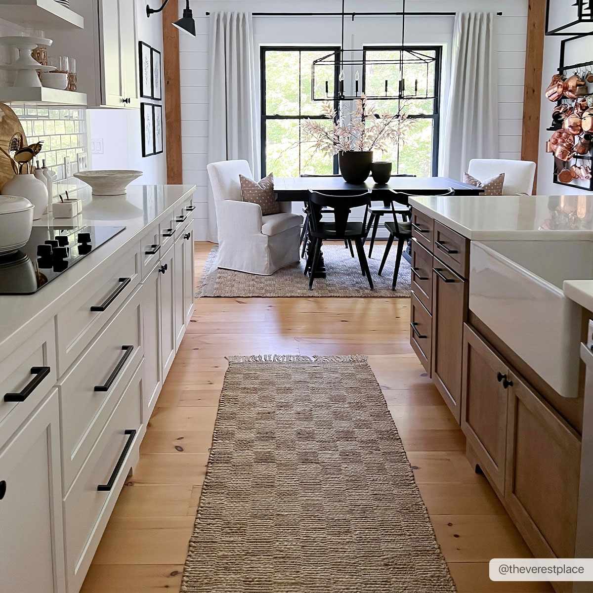 Ionut Checkered Jute Area Rug-4