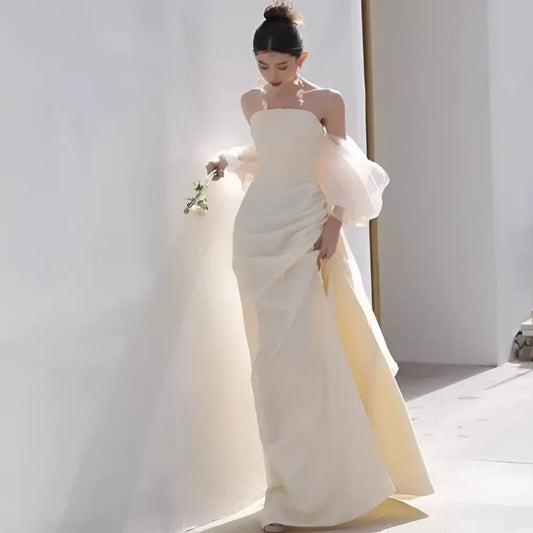 Ivory Satin Outdoor Travel Shooting Light Yarn Gown