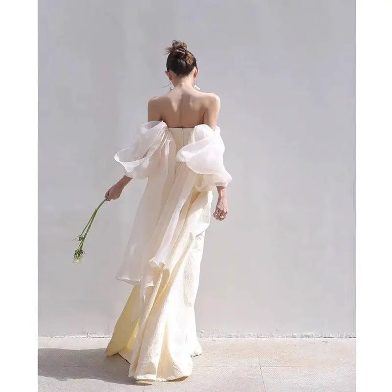 Ivory Satin Outdoor Travel Shooting Light Yarn Gown