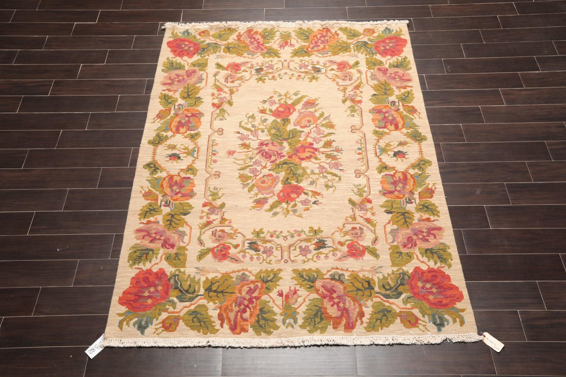 5'6" x 7'6" Hand Knotted Wool Reversible Floral Area Rug Beige-1