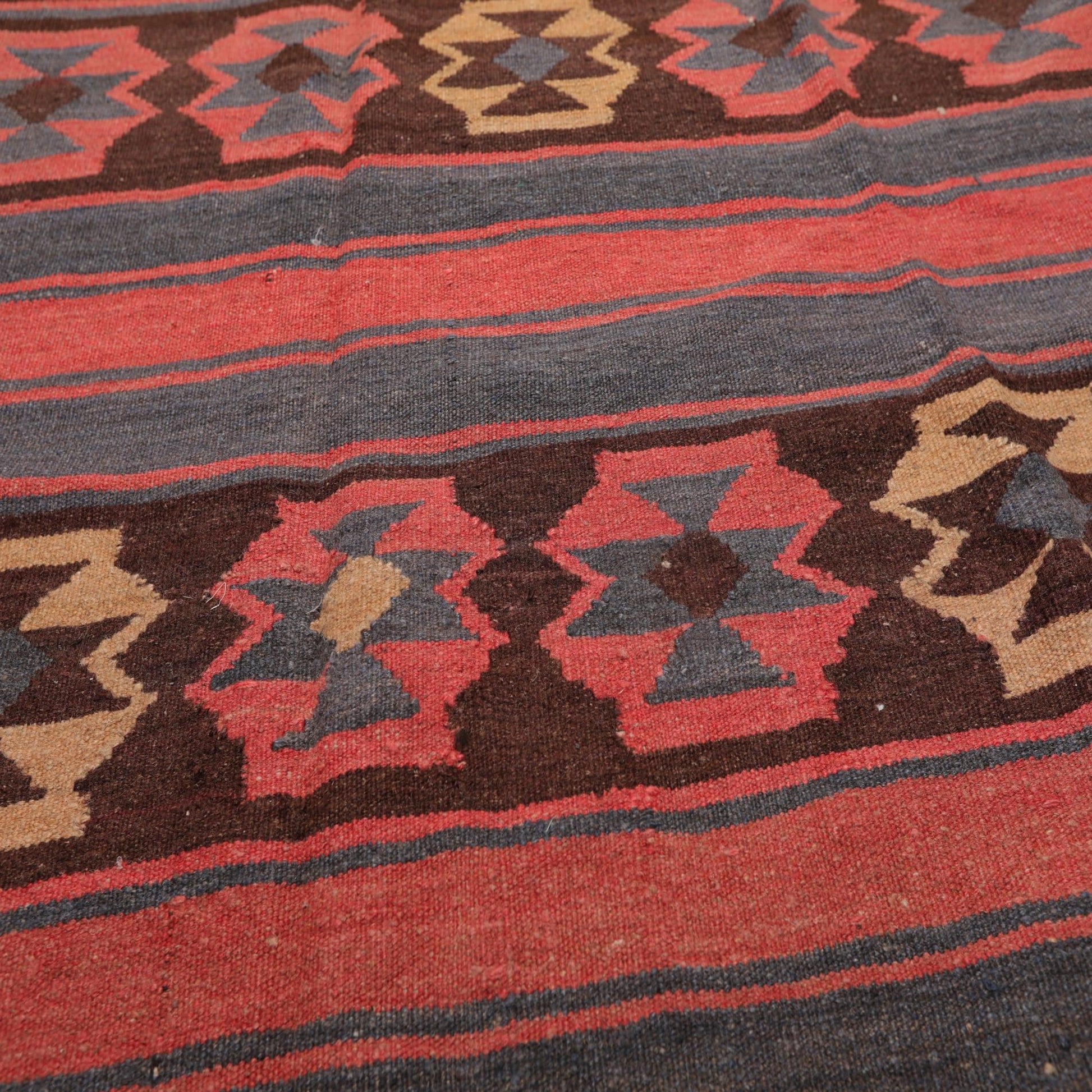 5'5" x 11'6" Vintage Hand-Woven Southwestern Kilim Oriental Area Rug Runner Rose-1