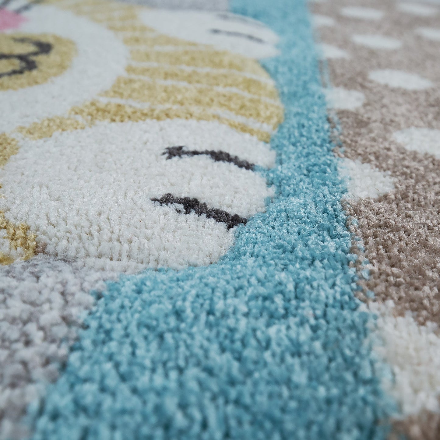 Kids Rug Elaya for Nursery Cute Animals on a Train in Pastel Grey-4