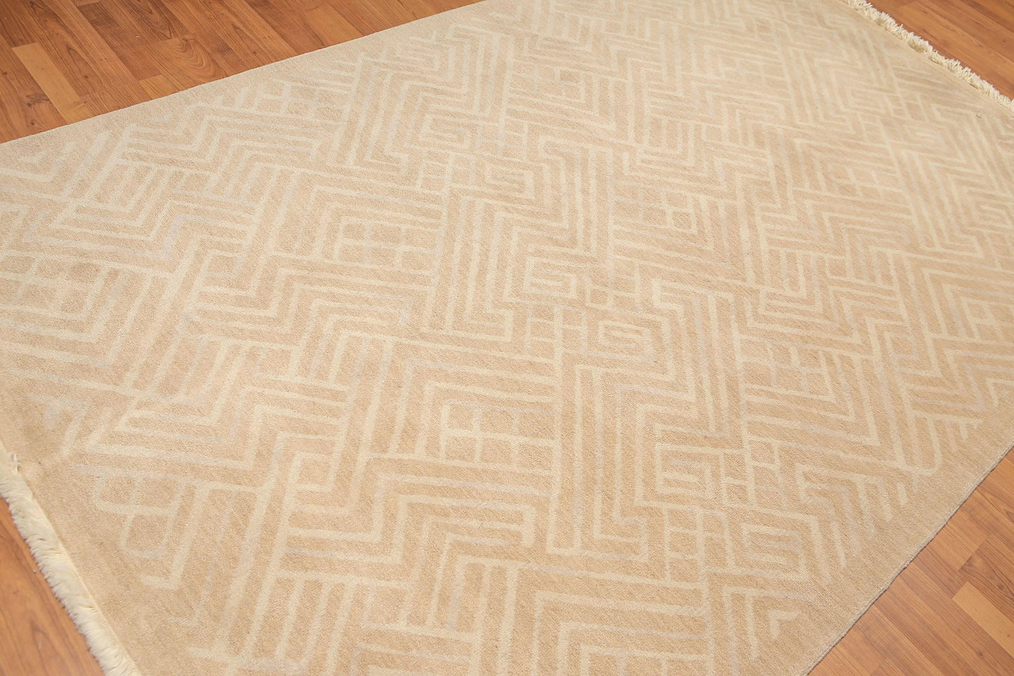 6' x 9' Hand Knotted Geometric Pattern 100% Wool Area rug Tan-3