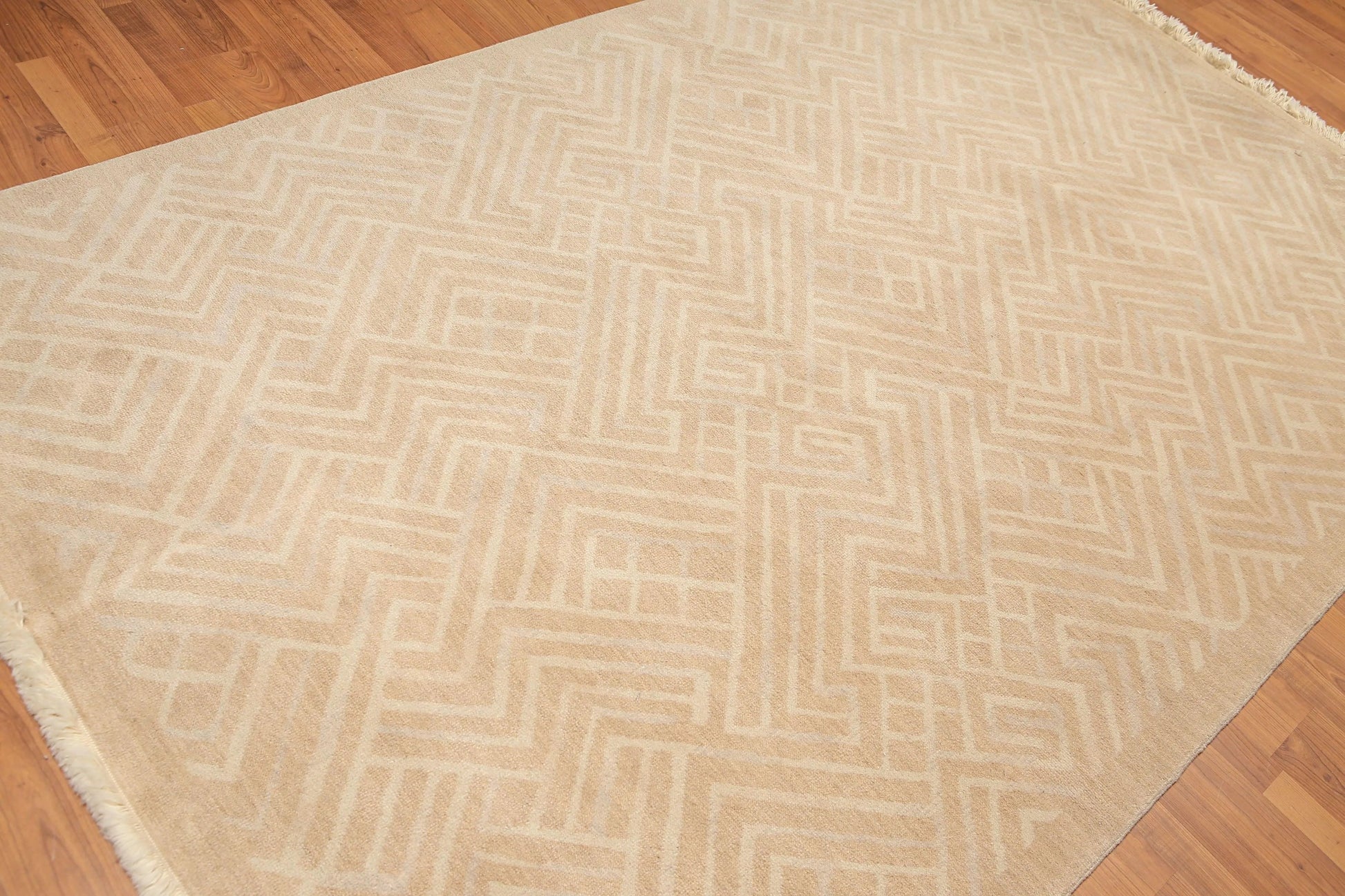 6' x 9' Hand Knotted Geometric Pattern 100% Wool Area rug Tan-3