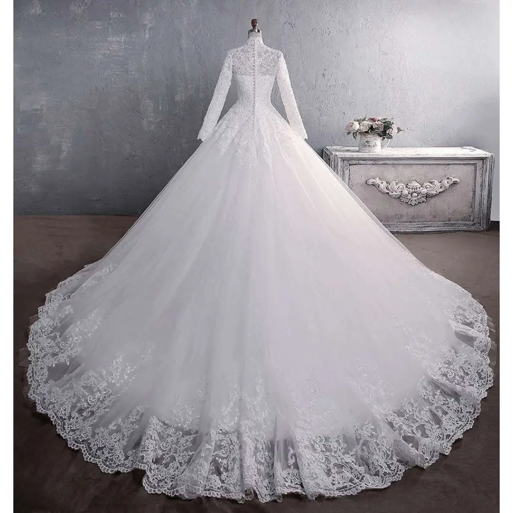 Long Sleeve Lace Wedding Dress with Large Tail