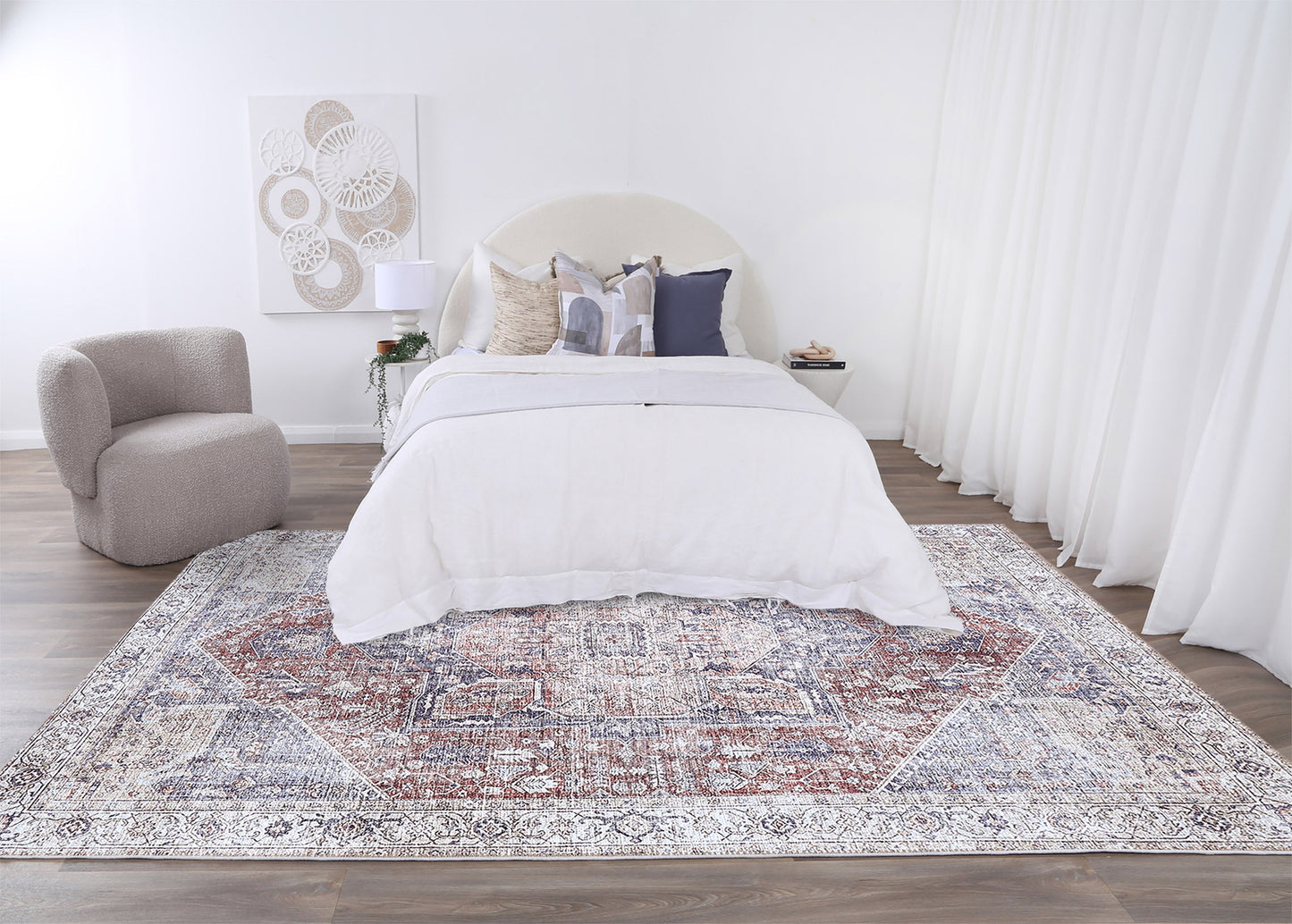 Luna Machine Washable in Red Rug-2