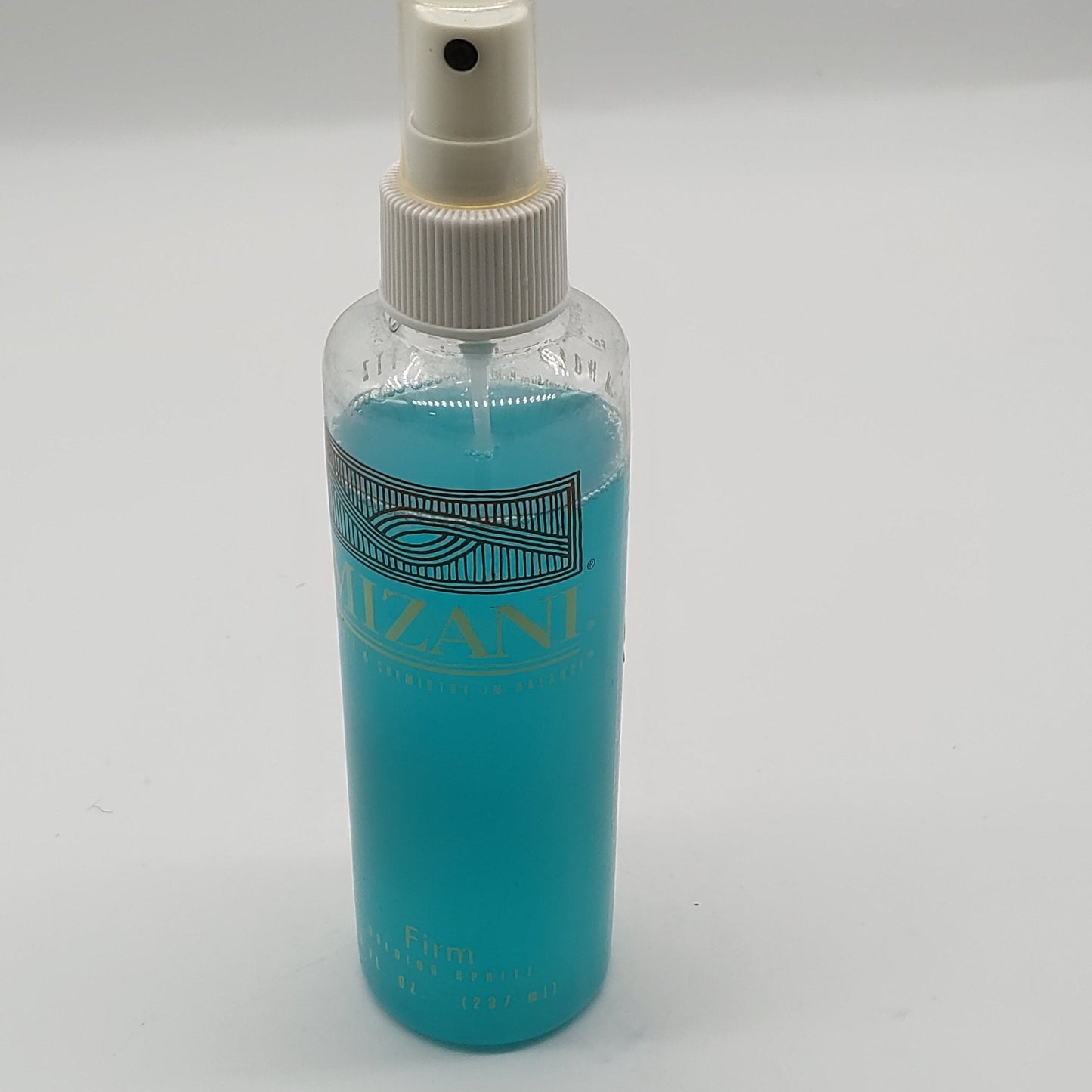 Mizani Firm Holding Spray 8 Fl Oz/237ml
