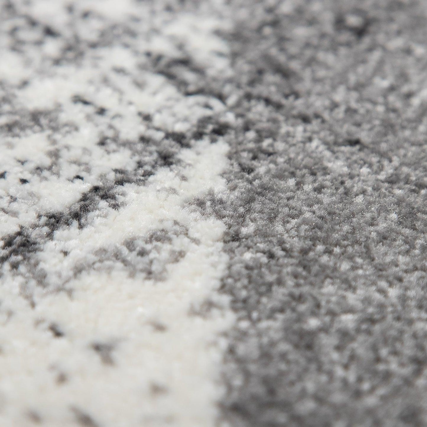 Modern Area Rug Mero Abstract Design - Black and White-2