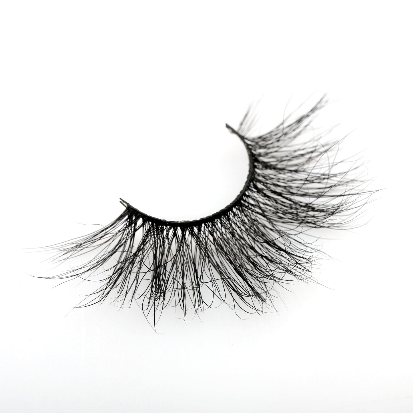 NEW!! VIP Long Dramatic Mink Lashes!!