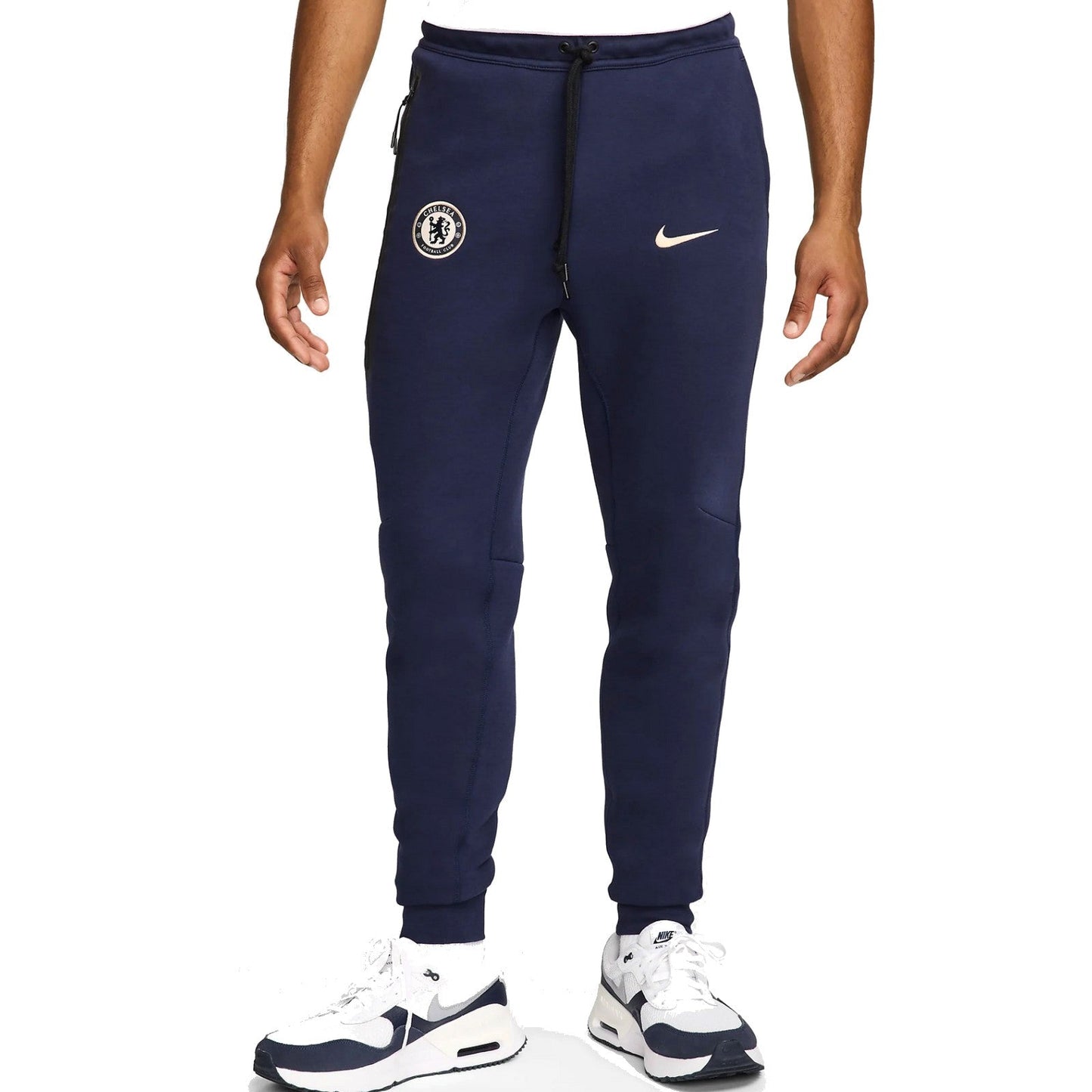 Chelsea Tech Fleece presentation tracksuit 2024/25 - Nike-1