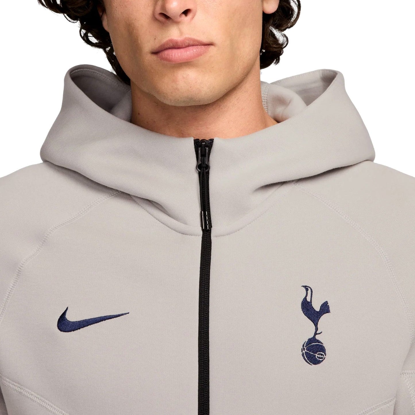 Tottenham Hotspur Tech Fleece presentation tracksuit 2025/26 - Nike-3
