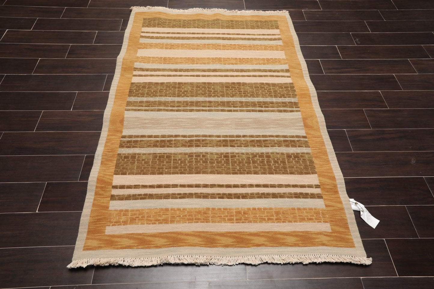 3'10" x 5'10" Hand Knotted Wool High Low Pile Area Rug Beige-3