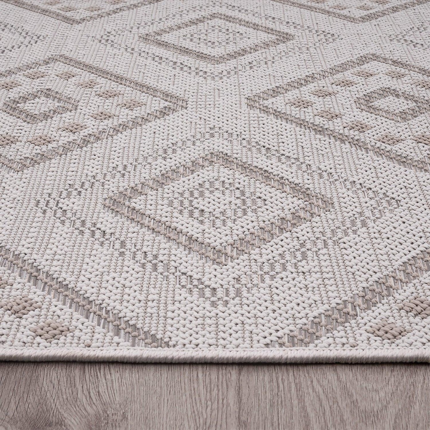 Outdoor Rug for Patio or Balcony Modern flatweave Boho Trellis in Cream Beige-2