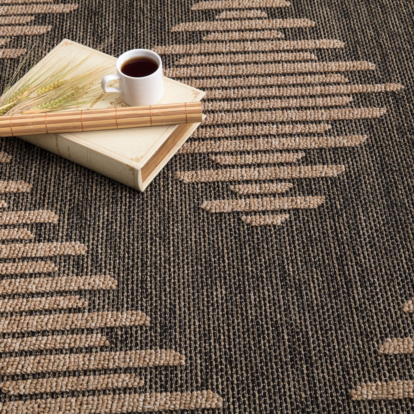 In- & Outdoor Rug Cologne with Bohemian Diamond Pattern-1