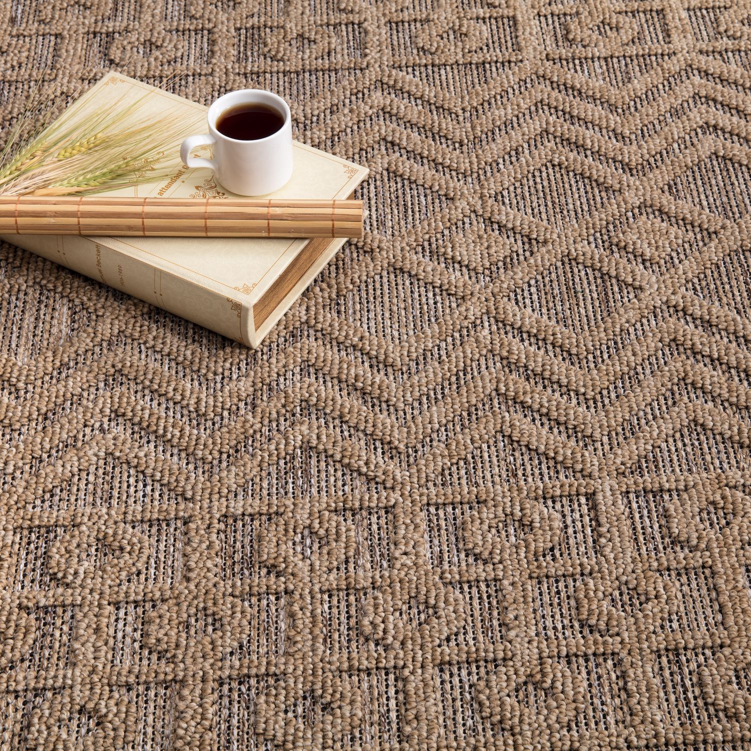 In- & Outdoor Rug Cologne with Bohemian Aztec Pattern in Beige-1