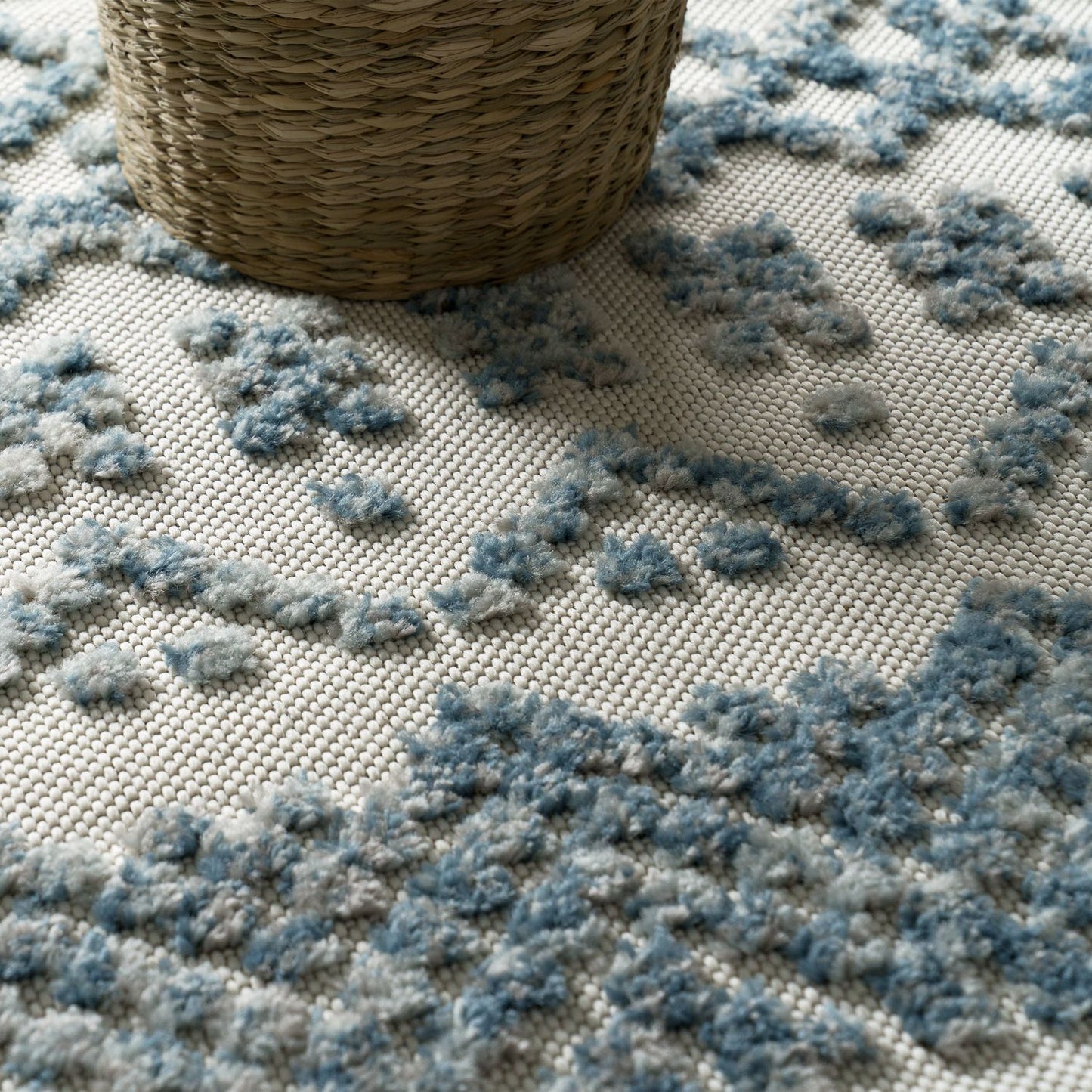 In- & Outdoor Rug Marrakesh High/Low Effect Trellis in Turquoise Cream-1