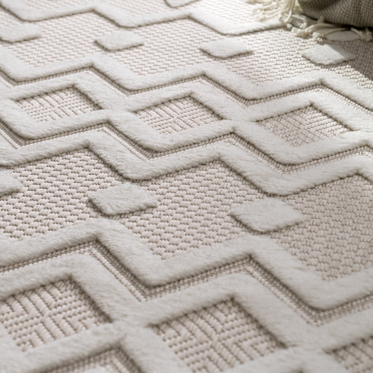 Indoor Outdoor Rug Livorno Geometric Trellis Pattern In Cream-1