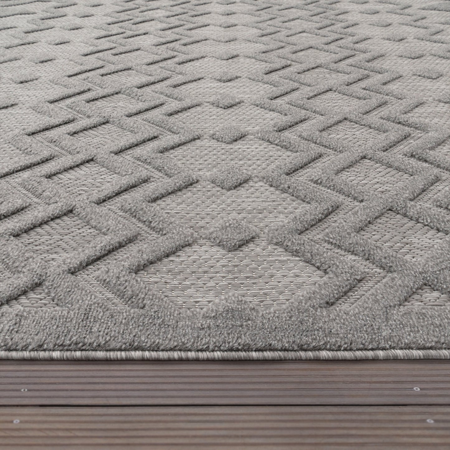 Indoor Outdoor Rug Livorno Geometric Trellis Pattern In Grey-2