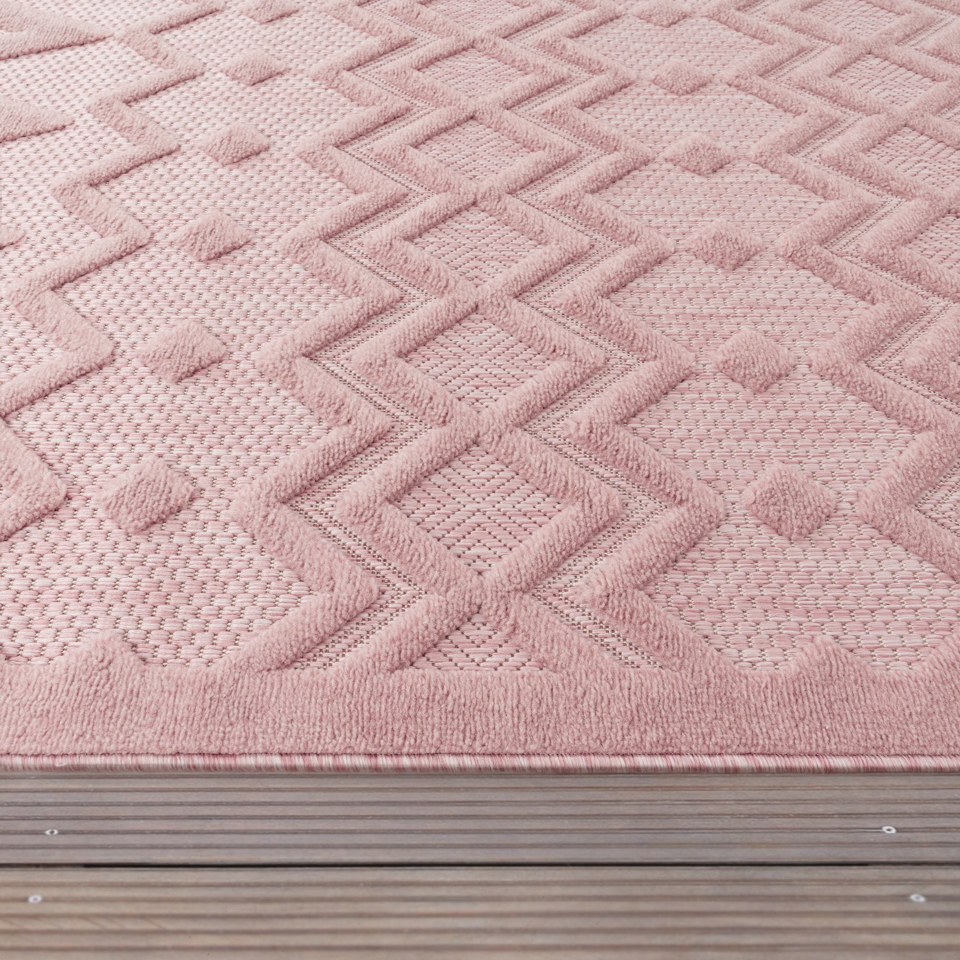 Indoor Outdoor Rug Livorno Geometric Trellis Pattern In Pink-2