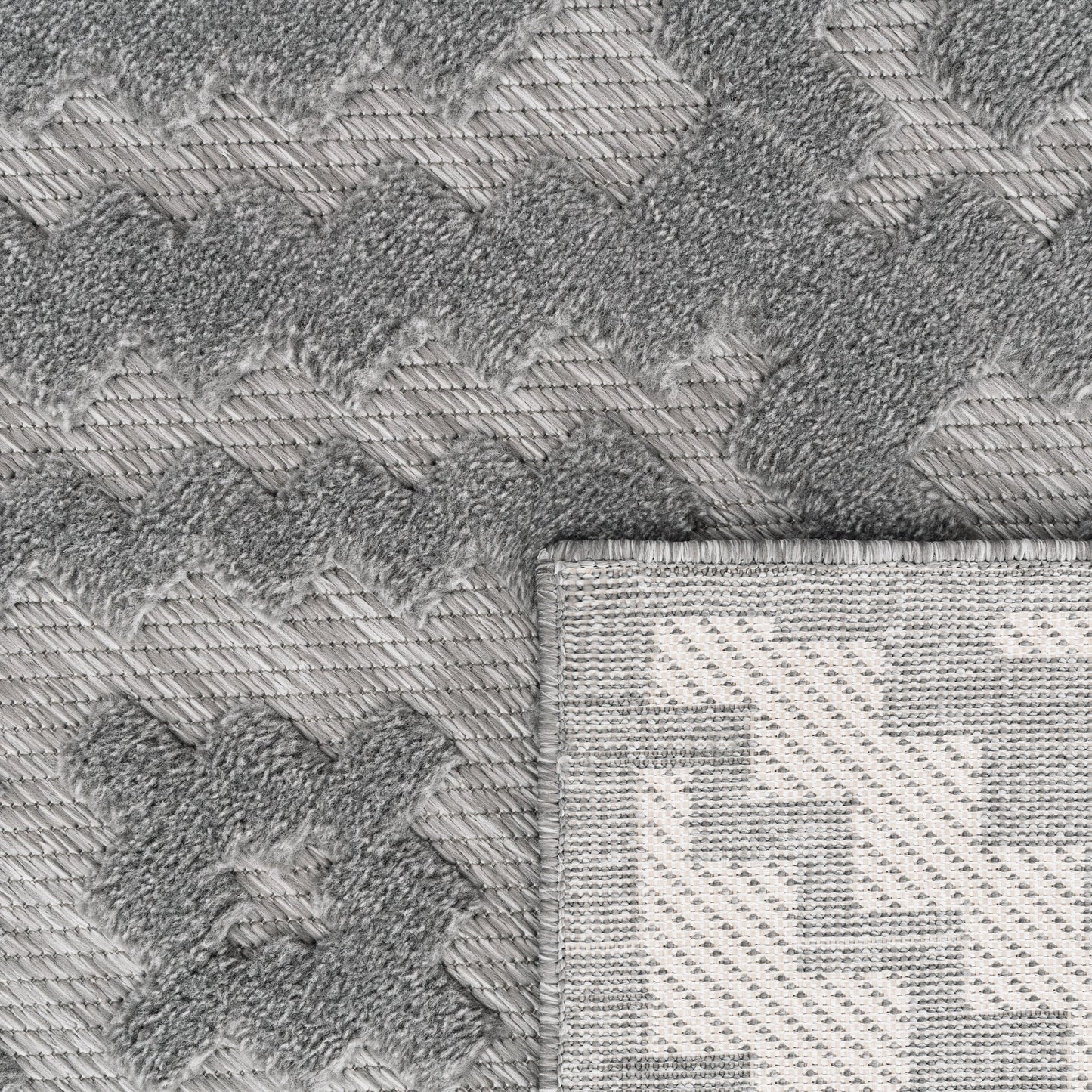 Indoor Outdoor Rug Livorno Trellis High-Low Pattern In Grey-3