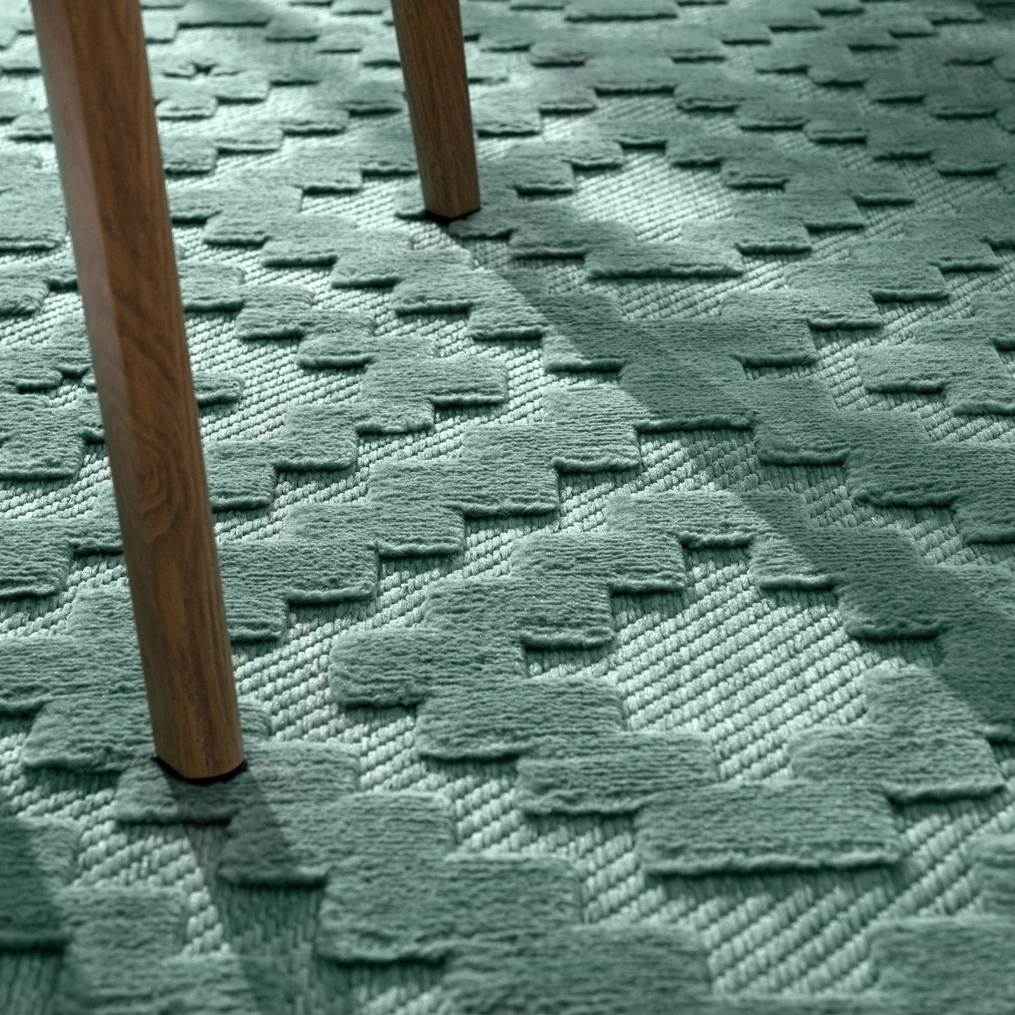 Indoor Outdoor Rug Livorno Trellis High-Low Pattern In Turquoise-1