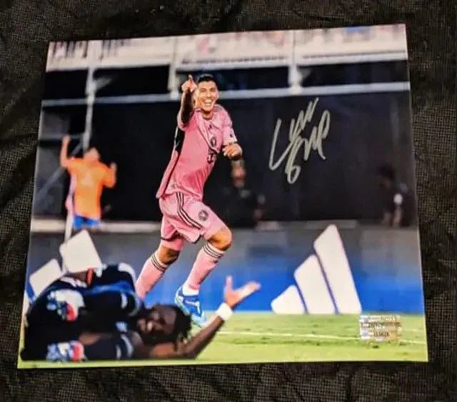 Luis Suarez Inter Miami autographed 8x10 photo with COA 115825